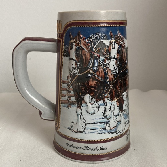 Budweiser Anheuser Busch Inc Special Edition Hitch in Winter w/ Clydesdales - Picture 4 of 6